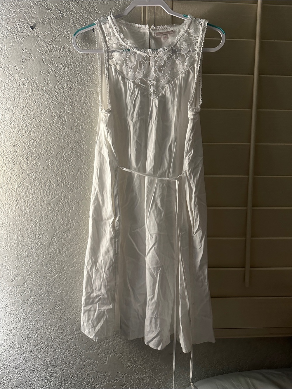 Knox Rose White Lace Yoke Midi Dress